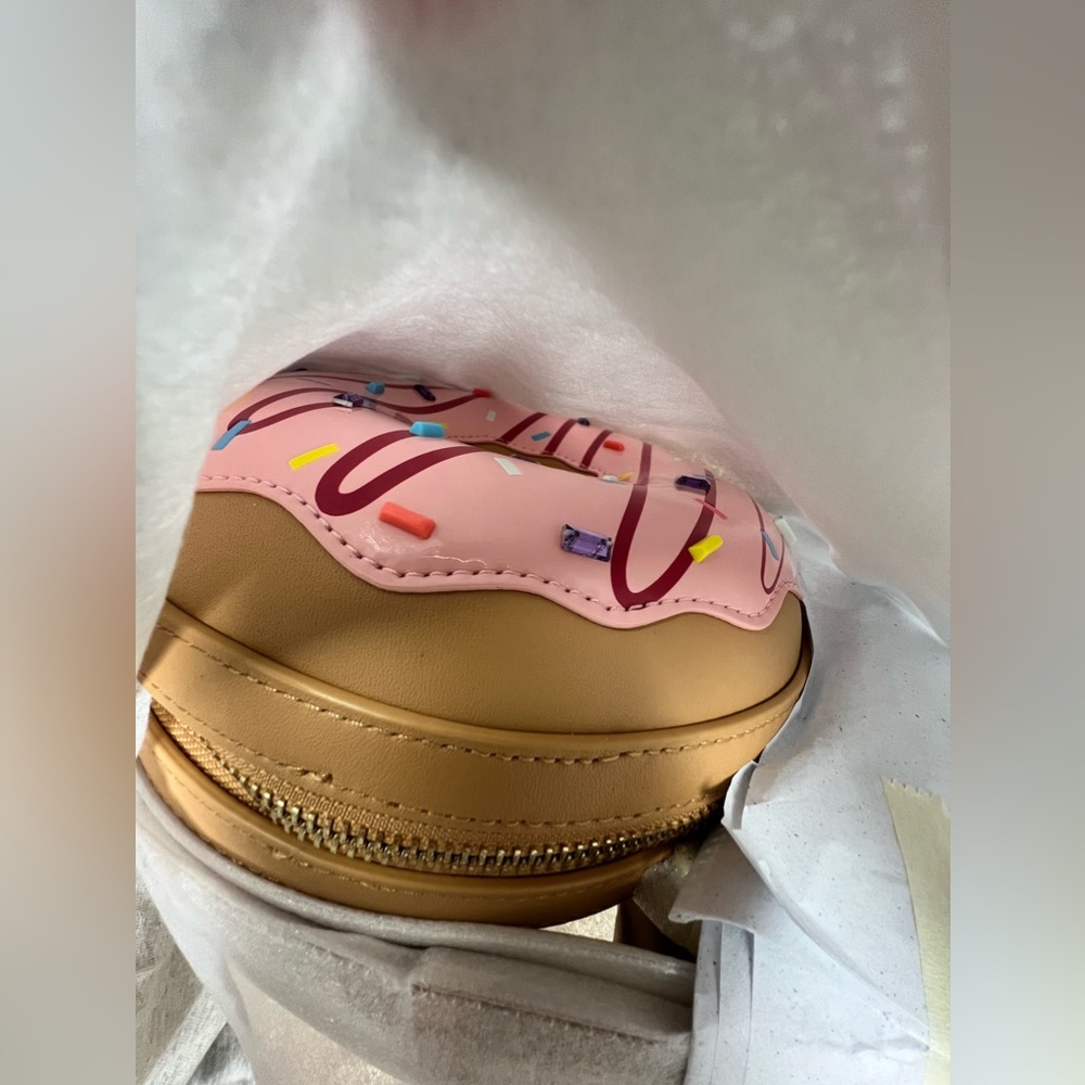 NIP Kate Spade Donut Coffee Break 3D Donut Crossbody - Picture 4 of 13